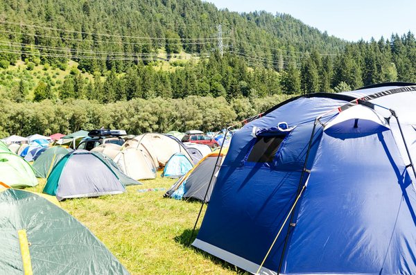 Les campings familiaux labellisés : une garantie de qualité ?